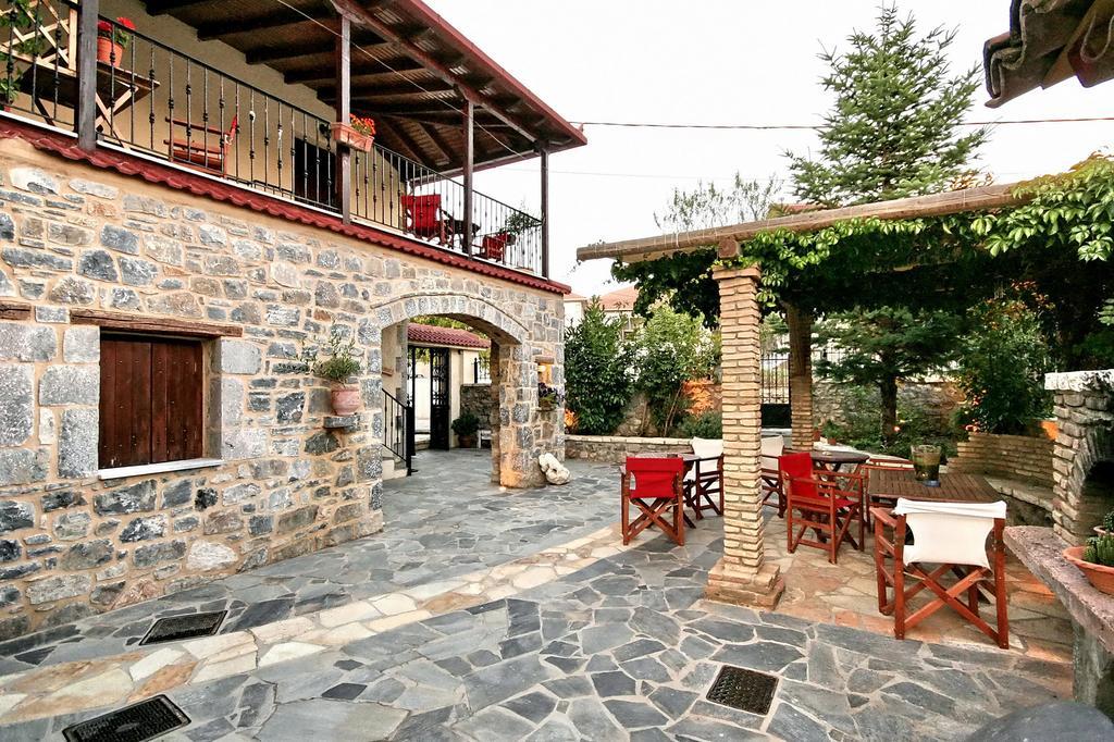 Archontiko Nikolopoulou Vitina